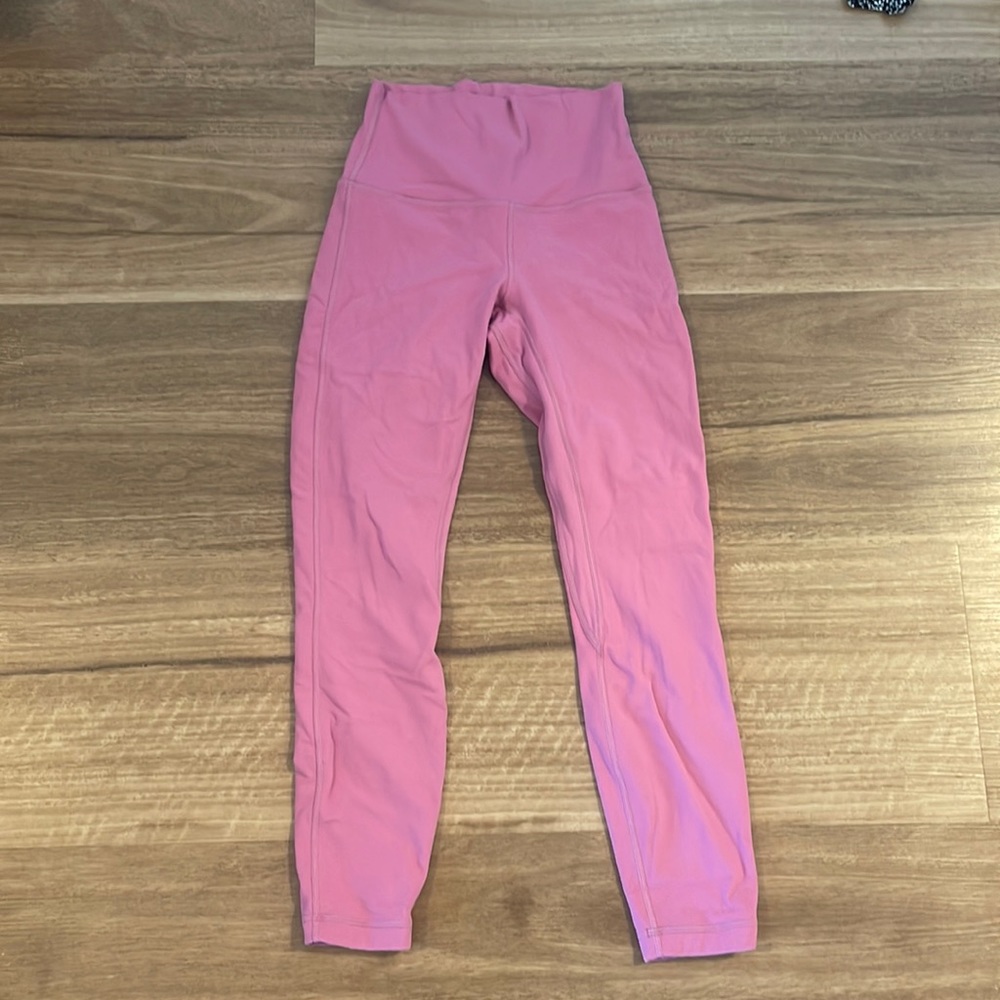 Pink lulu lemon leggings